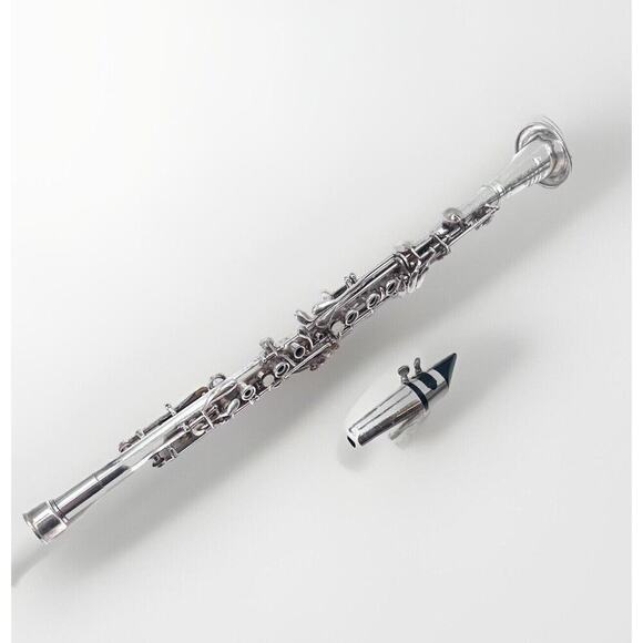 Antique Circa 1940s Cundy-Bettoney Three Star Metal Clarinet With Case - Picture 2 of 16